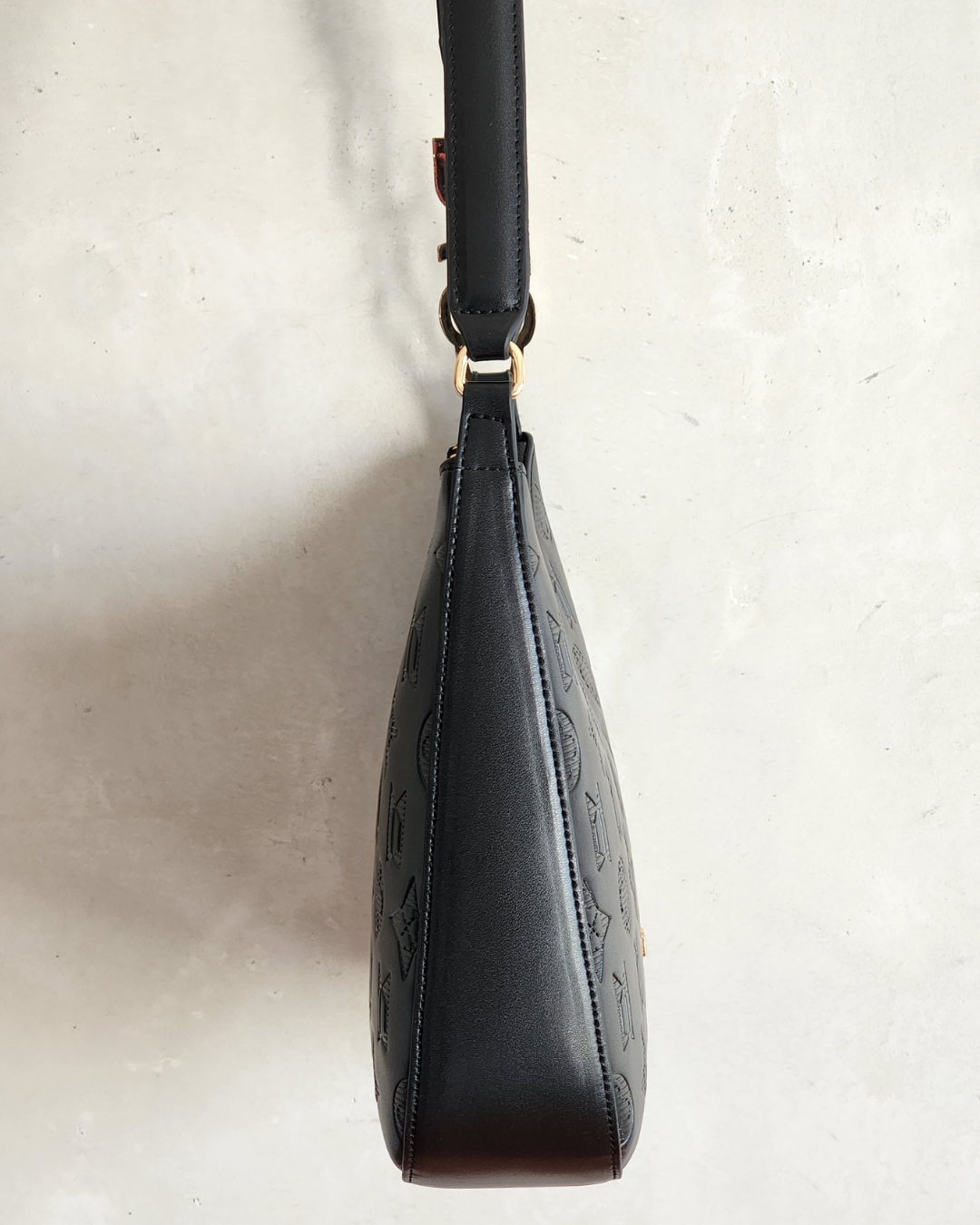B7S Bag Collection in code WAB (We are Bulletproof) - Black color