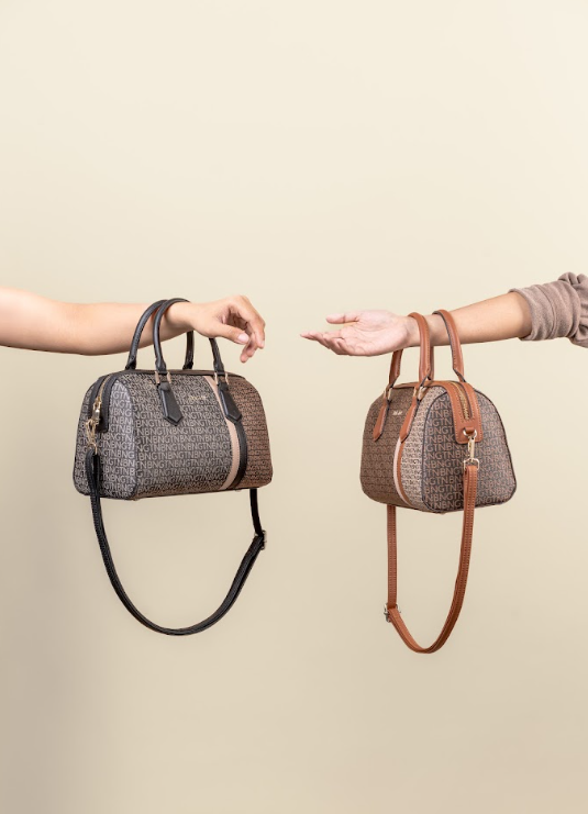 BNGTN (V)oston Bag by Moon Juji